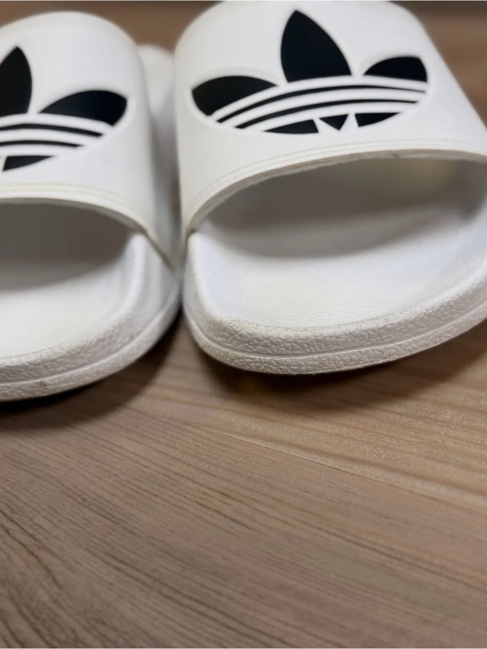 Adidas Originals Adilette Lite Sandals Mens Size 7  Slides